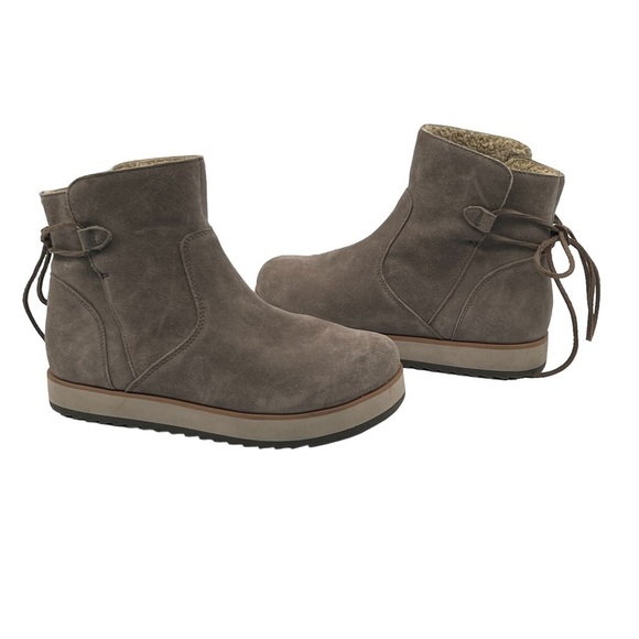 Merrell Gray Juno Bluff Polar Waterproof Ankle Boots Size 8.5 Women's - Picture 1 of 8